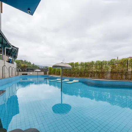 Heyuan Dongyuan Haiyue Hot Spring Hotel (Huangcun)