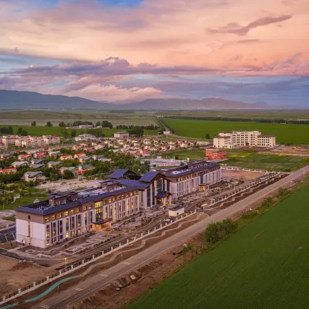 Xiate Holiday Hotel (Zhaosu Wetland Park)