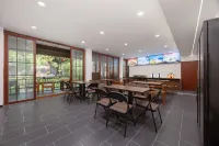 Sunset Breeze Narrative Boutique Inn - Homestays