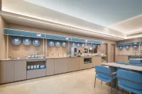 Hanting Hotel (Changji South Qingnian Road Huayang Square Branch) - Parkplatz