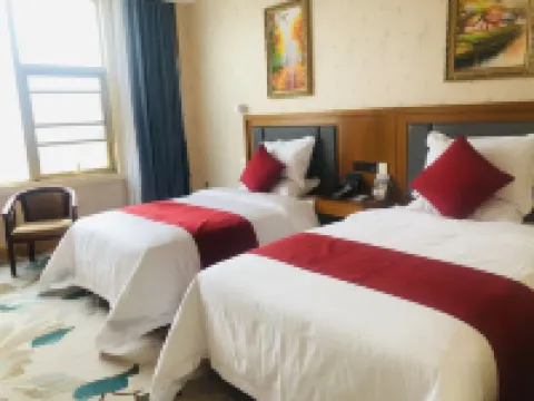 Weishi Fuyuan International Hotel Hotels in Weishi