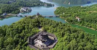 Ease Hotel (Yidu Yasi International Plaza)
