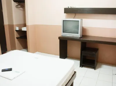 GV Hotel - Naval Hotels near Tomalistis Falls