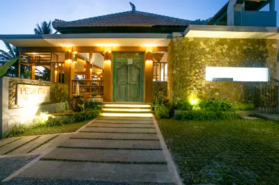 Pesantian Villa & Warung Puri Cetho附近的飯店