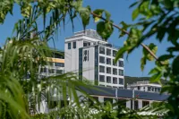 COASTAL RESORT HOMESTAY HOME FEELING Hotels near Soldiers Recruit Tree