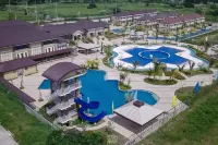 Aquamira Hotel & Resort - Balcony