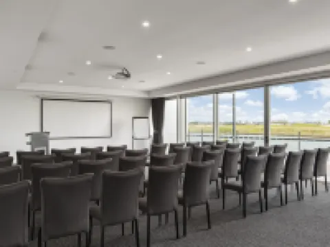 Mercure Sunshine Coast Kawana Waters Hotels in Caloundra