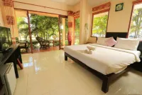 Pranmanee Beach Resort Hotels in Sam Roi Yot
