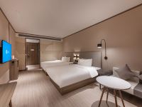 汉庭酒店(六安皖西大道国际汽车城店) - 高级双床房