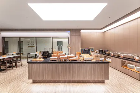 HanTing Hotel (Lu'an Wanxi Avenue International Auto City) Отели в г. Луан