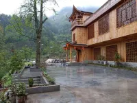 Laoyashan Homestay (Zhangjiajie National Forest Park Branch)