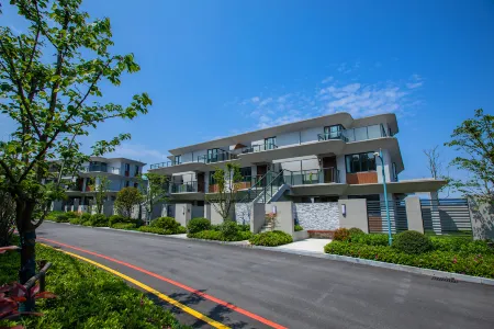 Taiping Lake·Huyusu Holiday Hotel Отели рядом с достопримечательностью «Dongtianwan Scenic Spot»