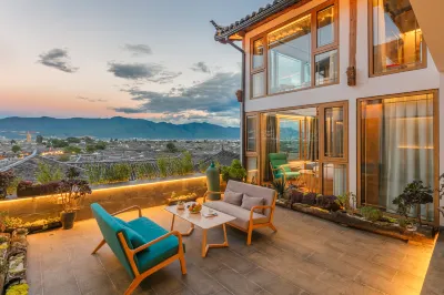 Lijiang Ancient Town, Mid-levels, No Noise Viewing Light Luxury Courtyard