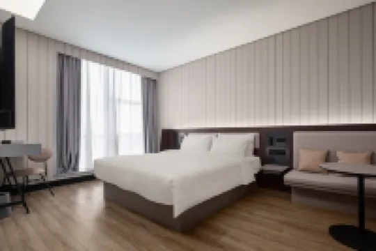 HanTing Hotel (Taiyuan Changfeng Street) Hotels near Changfeng Street