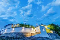 Floral hotel·guitingjunshe Hotel Hotels near Pioneer Peony Garden
