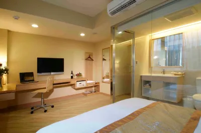 Hotel Color Hotels in Banqiao District