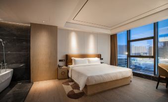 Paco Hotel (North Square Branch of Maoming HSR Station)