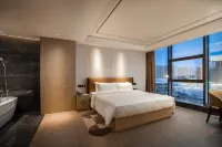 Paco Hotel (North Square Branch of Maoming HSR Station)