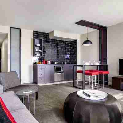 Mantra Hindmarsh Square Rooms