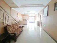 Yuanren Ruixin Business Hotel