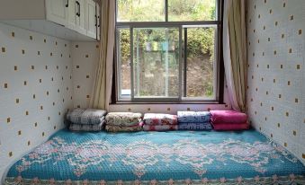 Racing Yimu Yisu Homestay