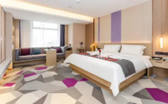 Lavande Hotel (Shenzhen Dongmen Shuibei Cuizhu Subway Station)