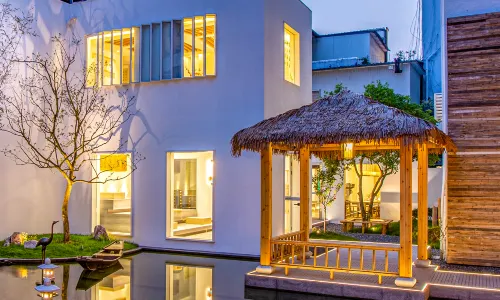 Suzhou Overseas Chinese Hotel