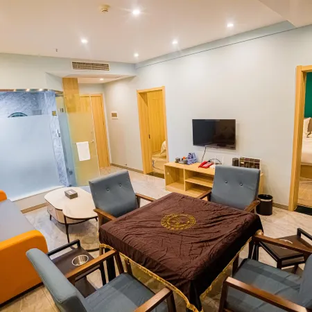 Junyi Hotel