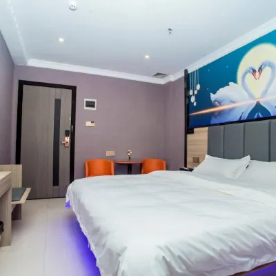 Cup Premium Hotel Hotels near Luoding Museum