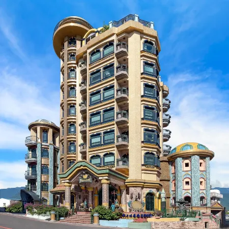 Hotel Moon