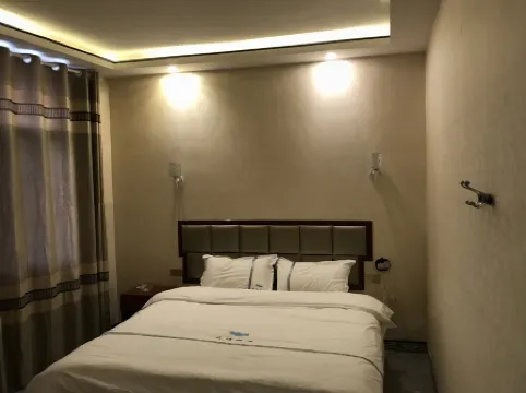 Huangping Friendship Hotel