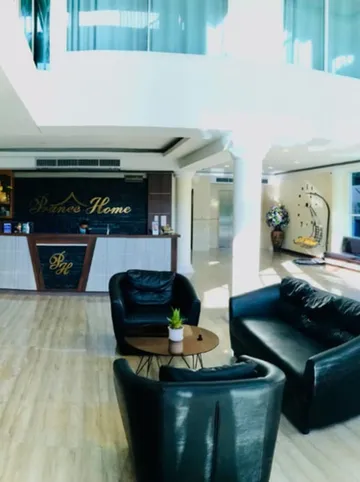 รูปภาพของปราณีย์ โฮม