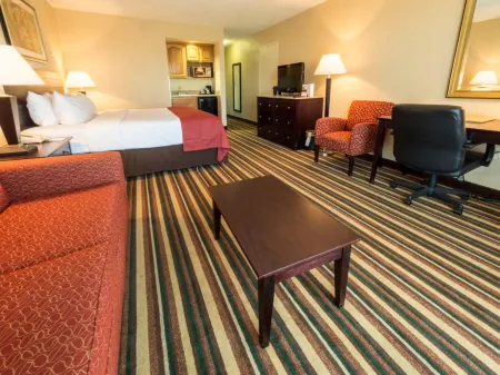 Holiday Inn & Suites Orlando SW - Celebration Area Отели рядом с достопримечательностью «ЭСПН Уайд Уорлд оф Спортс Комплекс»