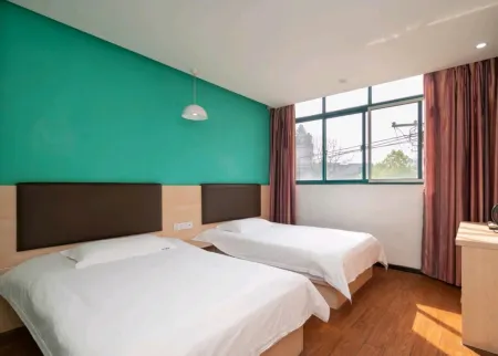 Zhuzhou Yihao Inn Отели рядом с достопримечательностью «College of Chemical Engineering»