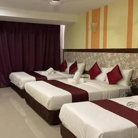 Sun Inns Hotel Meru Raya