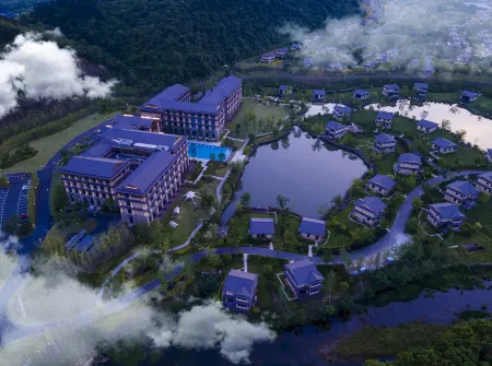 LANDISON RETREAT YUANXIANG