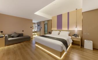 Lavande Hotel (Kunming Dongfeng Square Nanping Street)