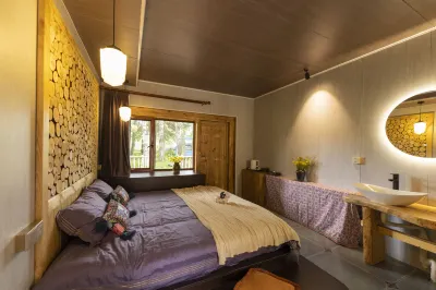 禾木開門見山民宿（禾木橋店） 住宿飯店