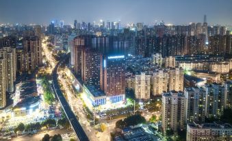 Lavande Hotel (Wuhan Houhu Avenue)