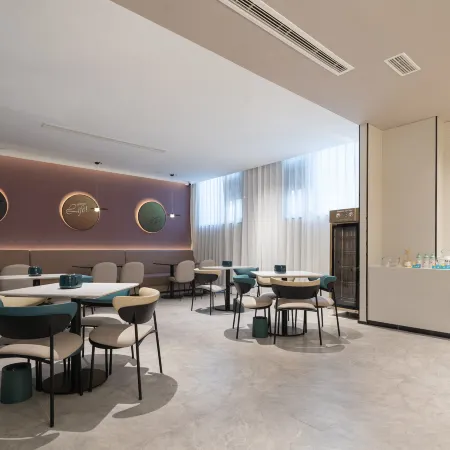 Ni Hao Hotel (Anyang Linzhou Tianping Avenue)