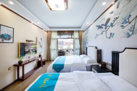 Happy Utopia Hotel (River-view Branch)