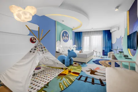 YuanYang Seatopia Xixi Parent-child hotel Отели рядом с достопримечательностью «Hebei Institute of International Business and Economics - Comprehensive Building»