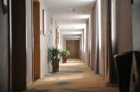 Shayang Dingtaiheng City Hotel Hotels in Shayang