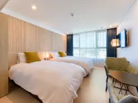 Ventimo Hotel & Residence Jeju Hotels near Samda Park