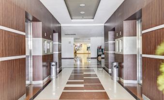 OYO 2720 Sutomo Inn
