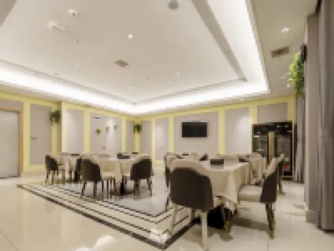 Vienna Hotel Honghu Aiguo Road Branch Hoteles en Honghu