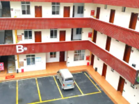 Jinrui Business Hotel Hotels near Dongpo Lake Park