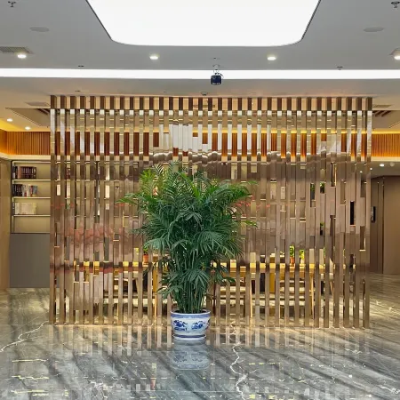 Jiuzhou Hotel