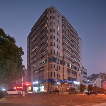 Yucai Business Hotel