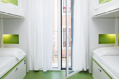 Sant Jordi Hostels Gracia Отели в г. 